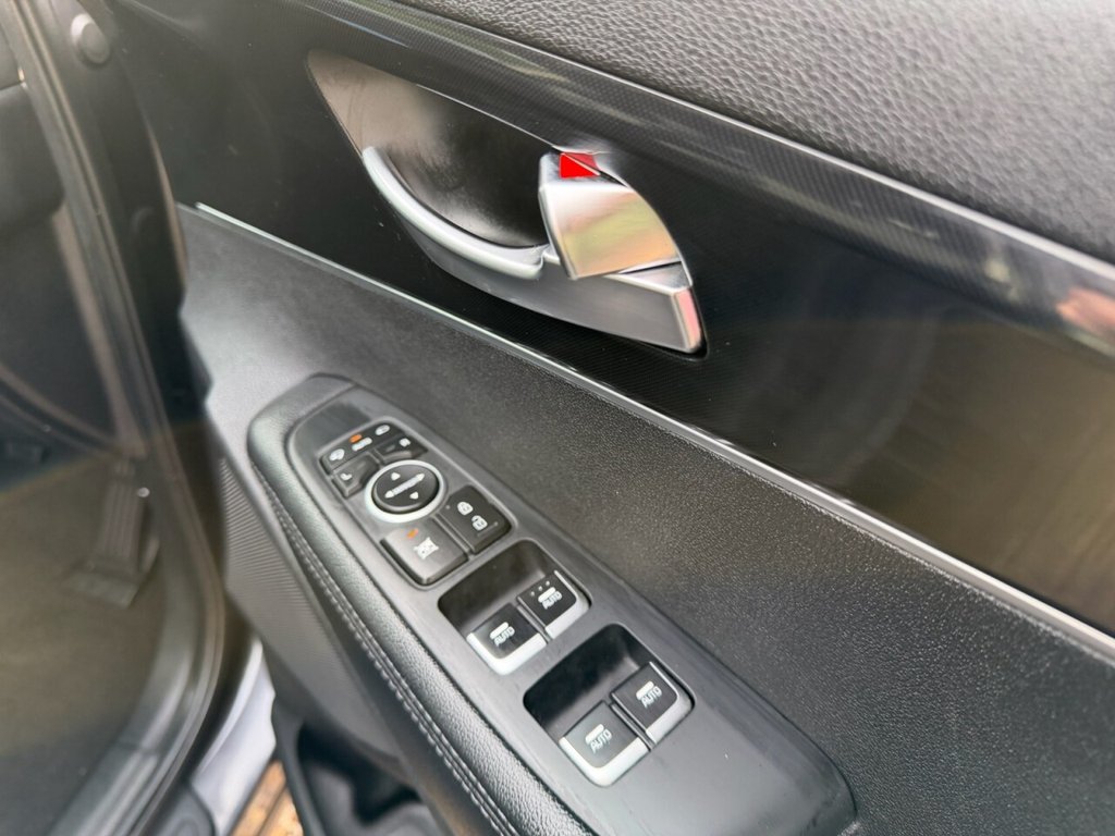 Used Kia Sorento 2017 for sale - 77880144: Photo 32