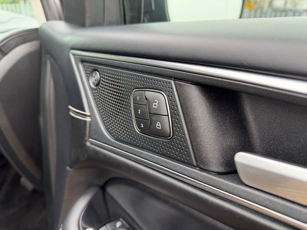 Used Ford Edge 2019 for sale - 77748649: Photo 32