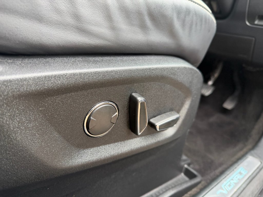 Used Ford Edge 2019 for sale - 77748649: Photo 33