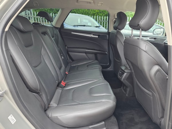 Used Ford Mondeo 2015 for sale - 76256695: Photo 15