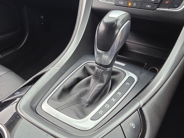 Used Ford Mondeo 2015 for sale - 76256695: Photo 28