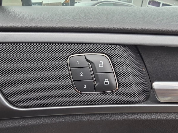 Used Ford Mondeo 2015 for sale - 76256695: Photo 30