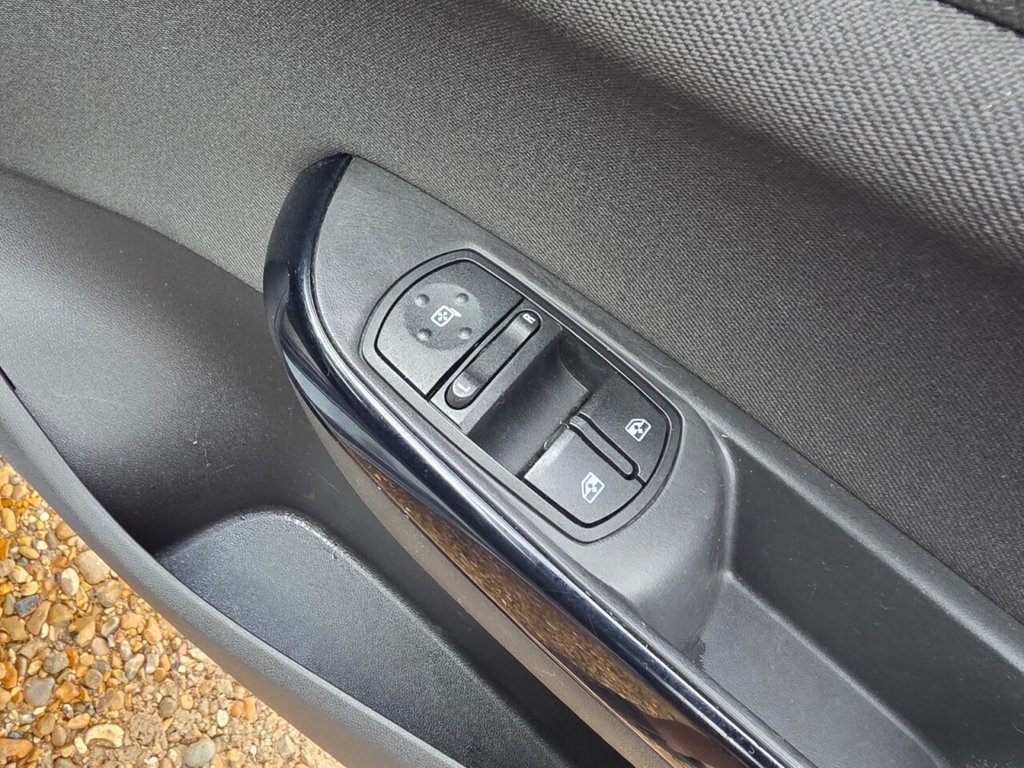 Used Vauxhall Corsa 2018 for sale - 76430202: Photo 17