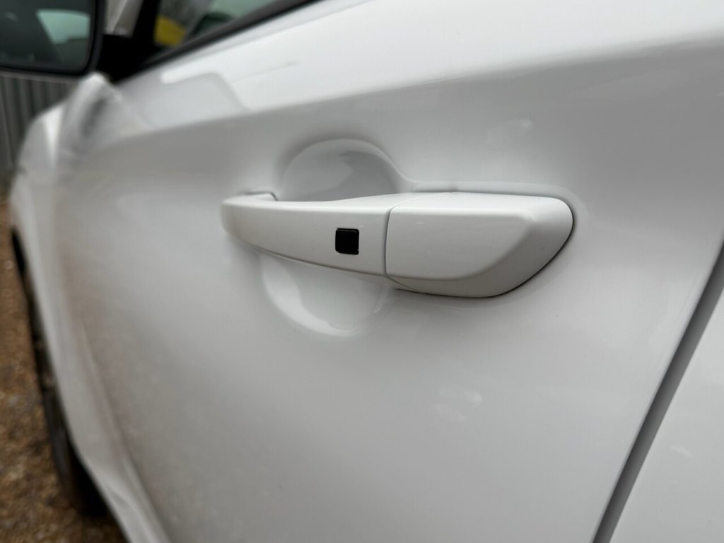 Used Hyundai KONA 2022 for sale - 76923715: Photo 11