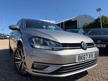 Used Volkswagen Golf 2017 for sale - 78349595: Photo