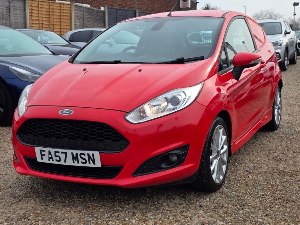 Used Ford Fiesta Van 2017 for sale - 77967244: Photo 3