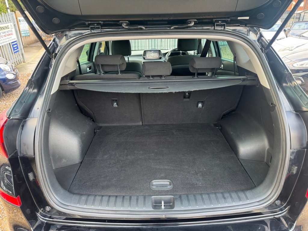 Used Hyundai TUCSON 2019 for sale - 76900736: Photo 16