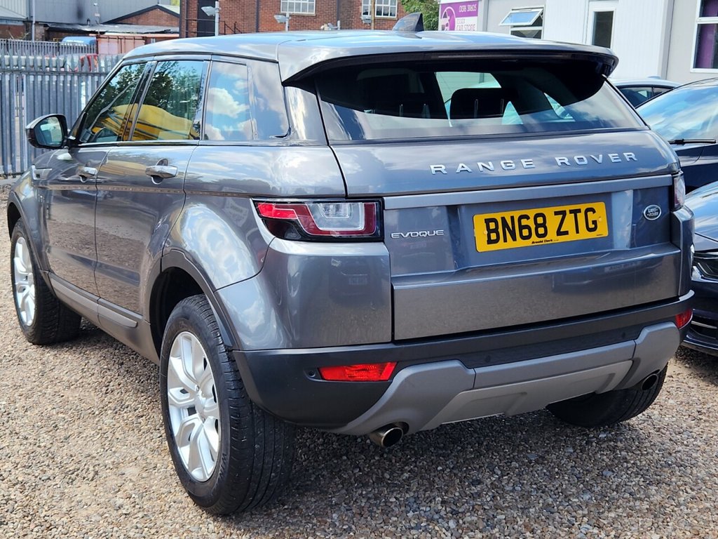 Used Land Rover Range Rover Evoque 2018 for sale - 77463394: Photo 2