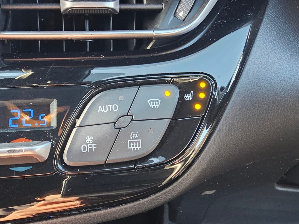 Used Toyota C-HR 2019 for sale - 76923791: Photo 35