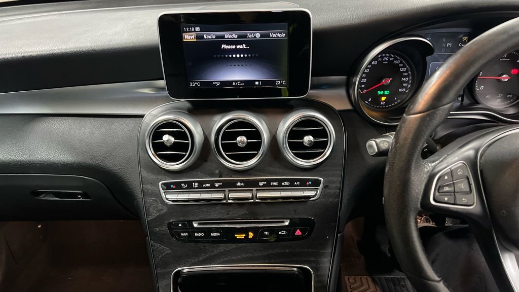 Used Mercedes-Benz GLC 2018 for sale - 77609023: Photo 19