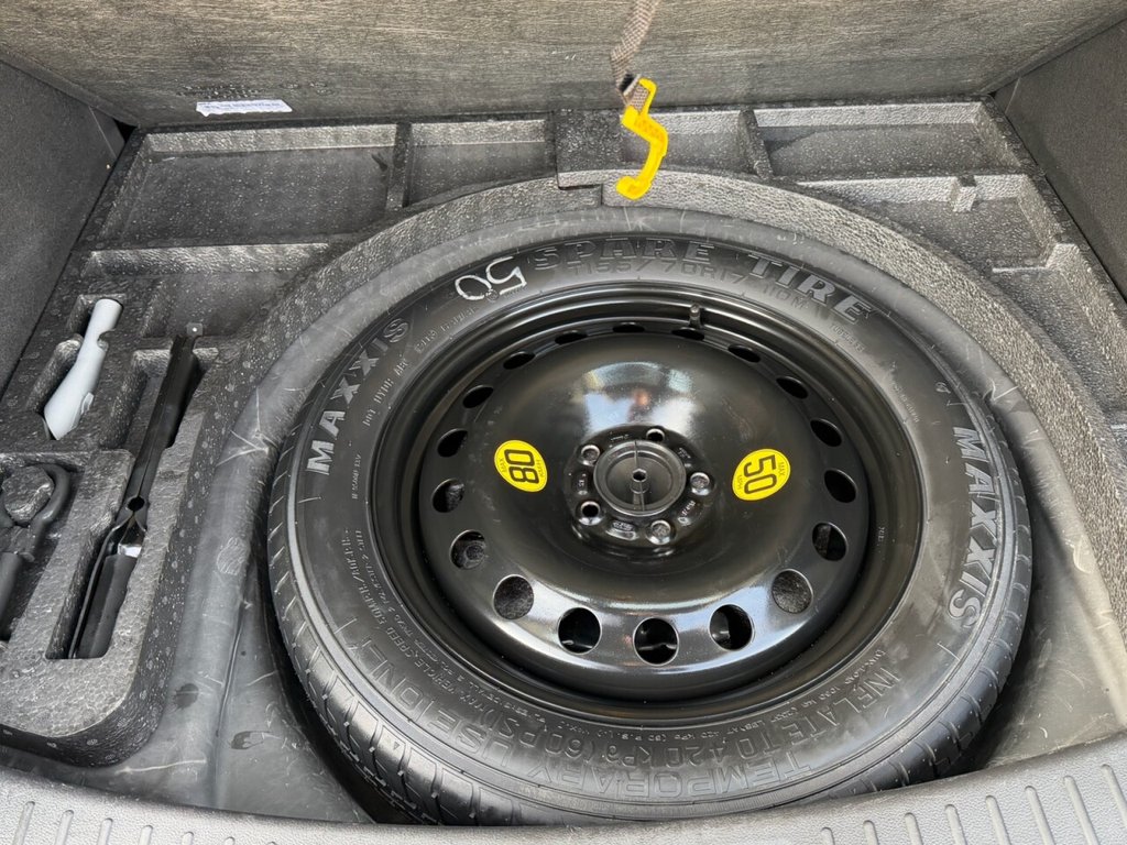 Used Ford Kuga 2013 for sale - 77643014: Photo 12