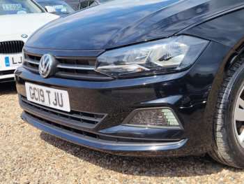 Used Volkswagen Polo 2019 for sale - 74696197: Photo