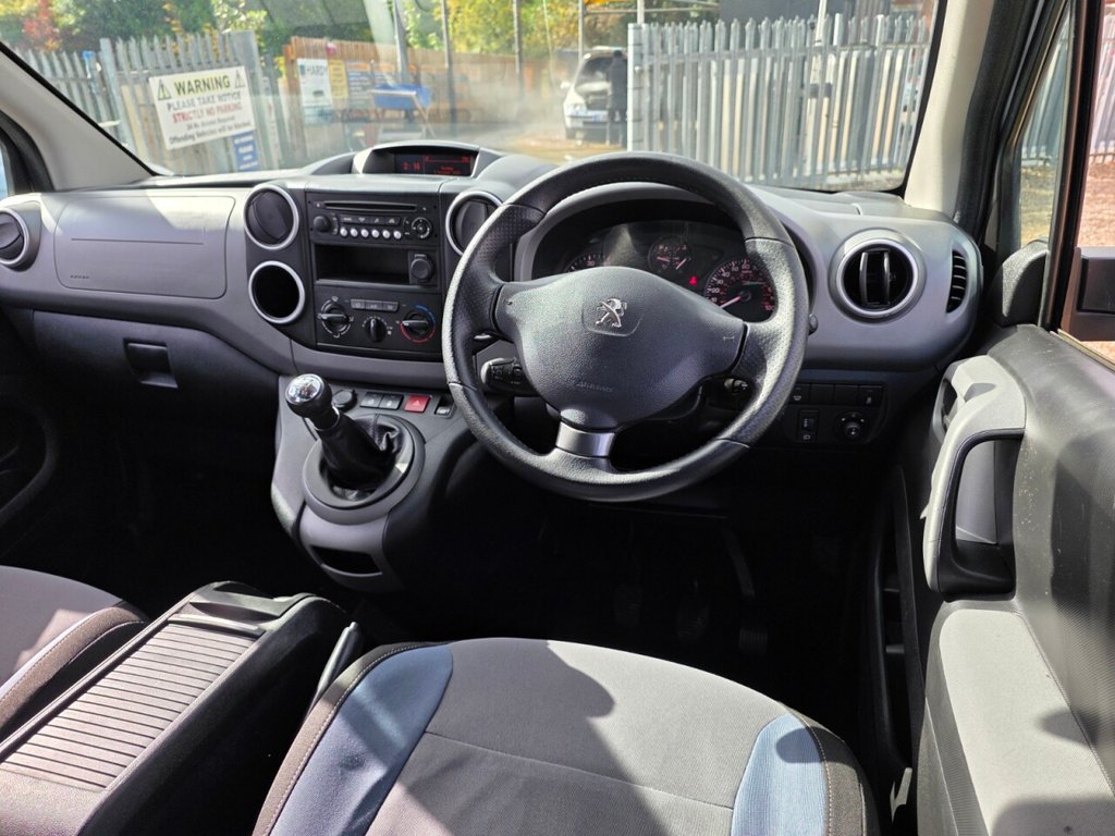 Used Peugeot Partner Tepee 2016 for sale - 76172958: Photo 25