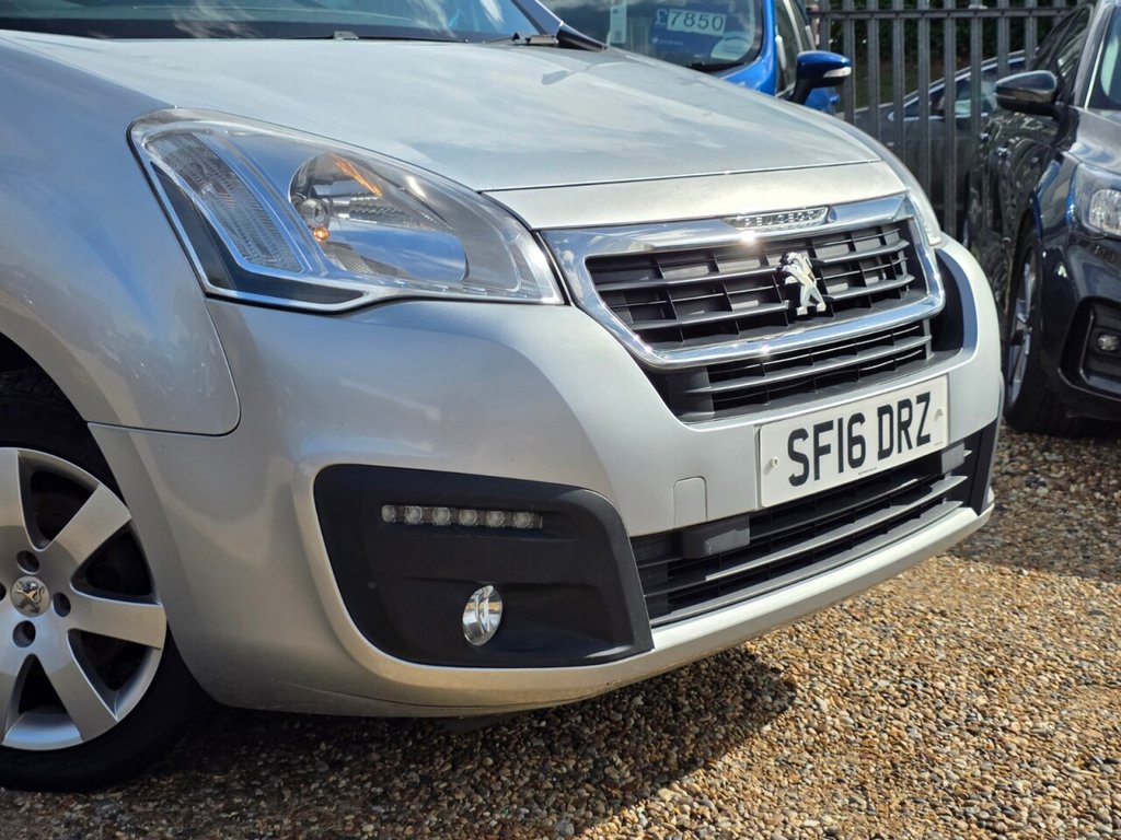 Used Peugeot Partner Tepee 2016 for sale - 76172958: Photo 4