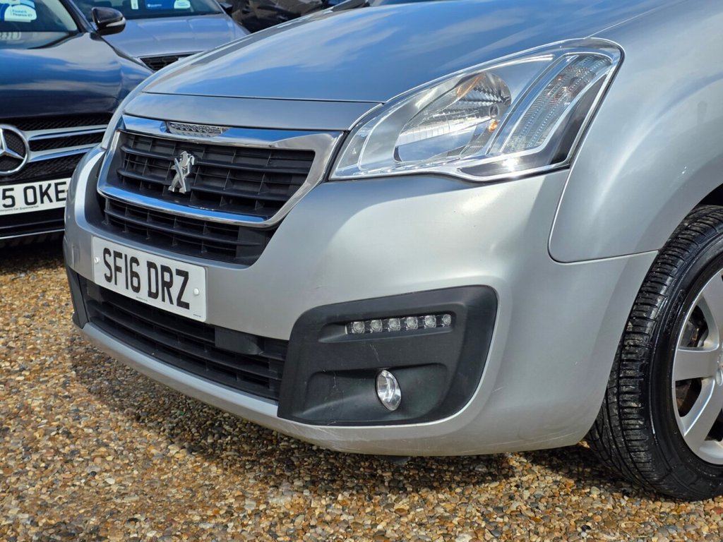 Used Peugeot Partner Tepee 2016 for sale - 76172958: Photo 8