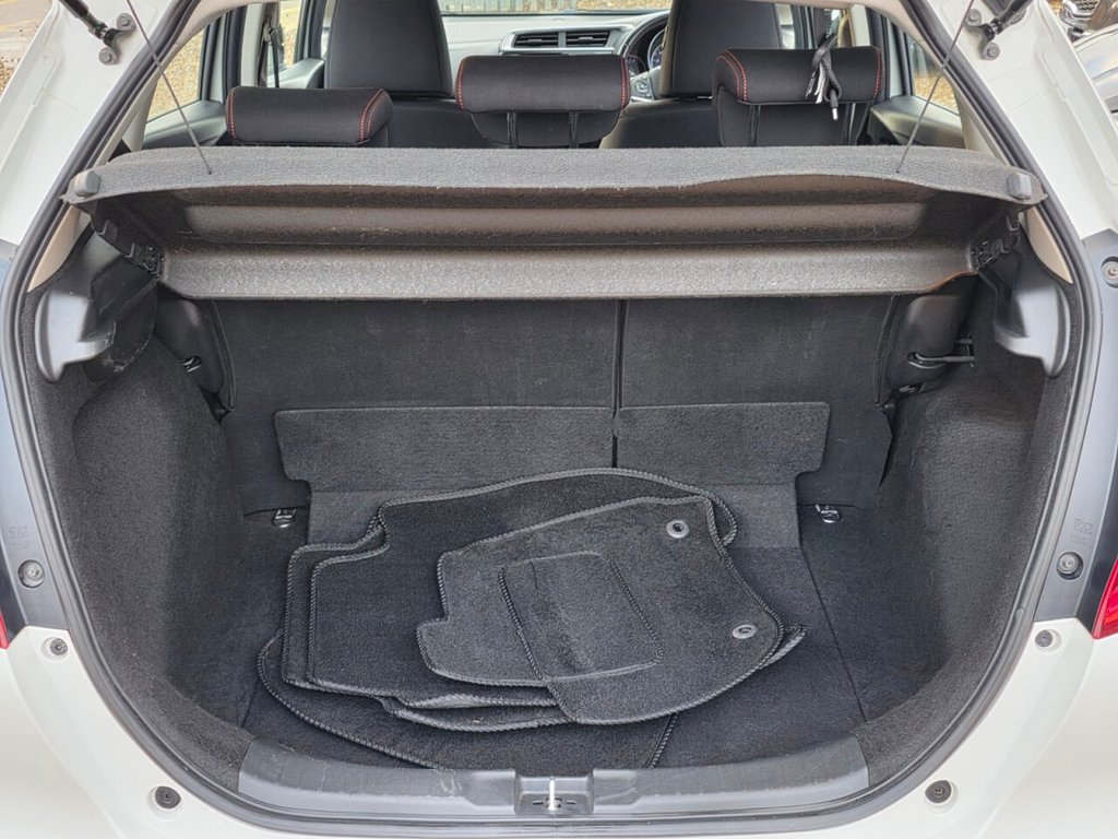 Used Honda Jazz 2019 for sale - 77288343: Photo 10