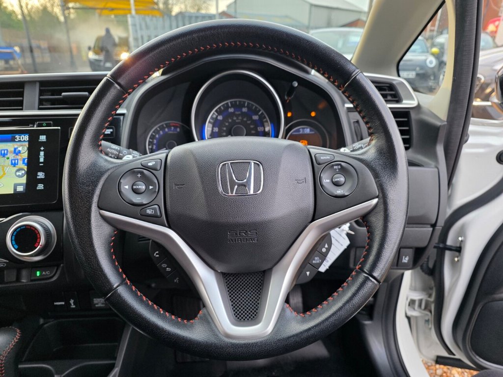 Used Honda Jazz 2019 for sale - 77288343: Photo 17