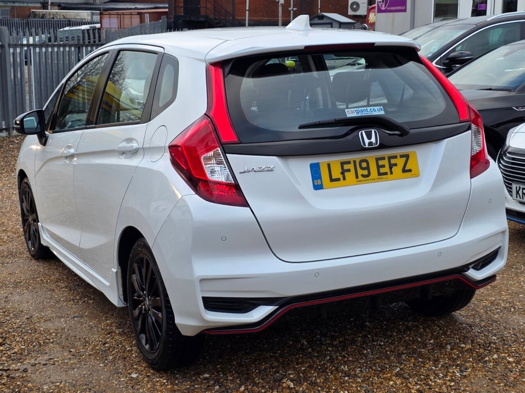 Used Honda Jazz 2019 for sale - 77288343: Photo 9