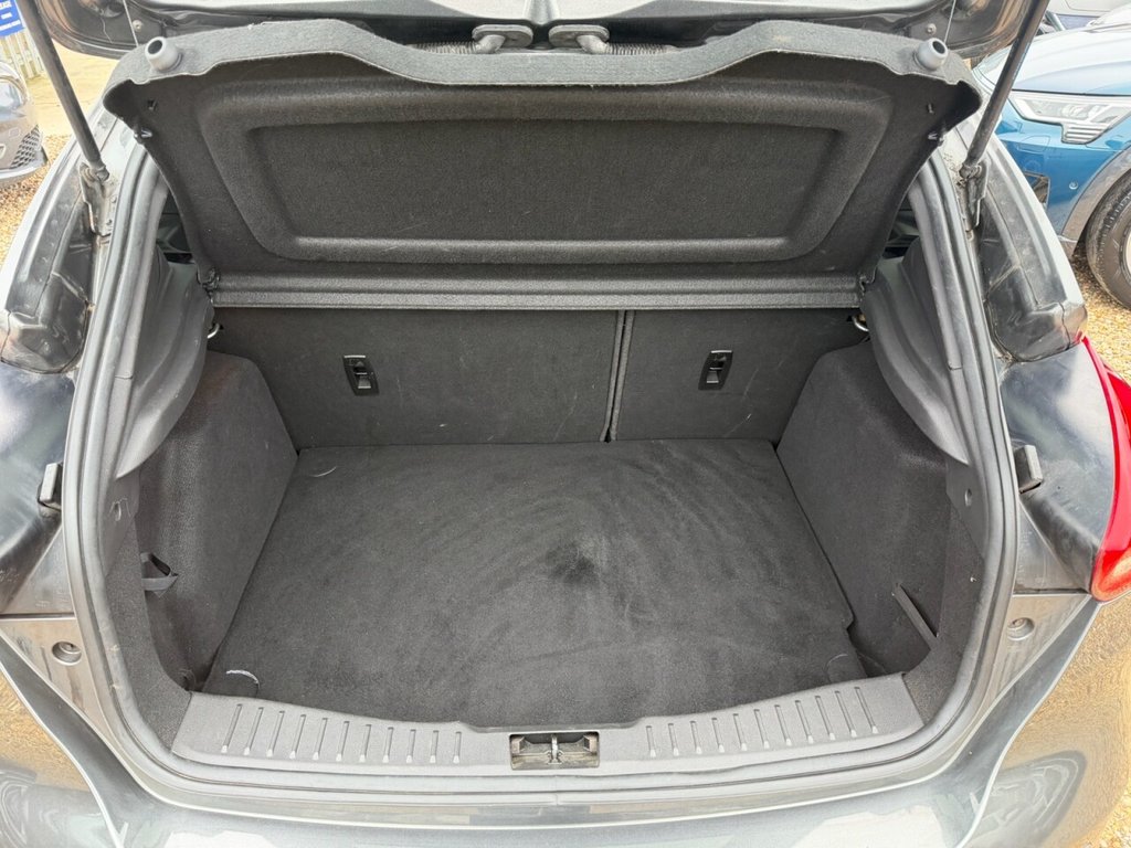 Used Ford Focus 2018 for sale - 77748776: Photo 11