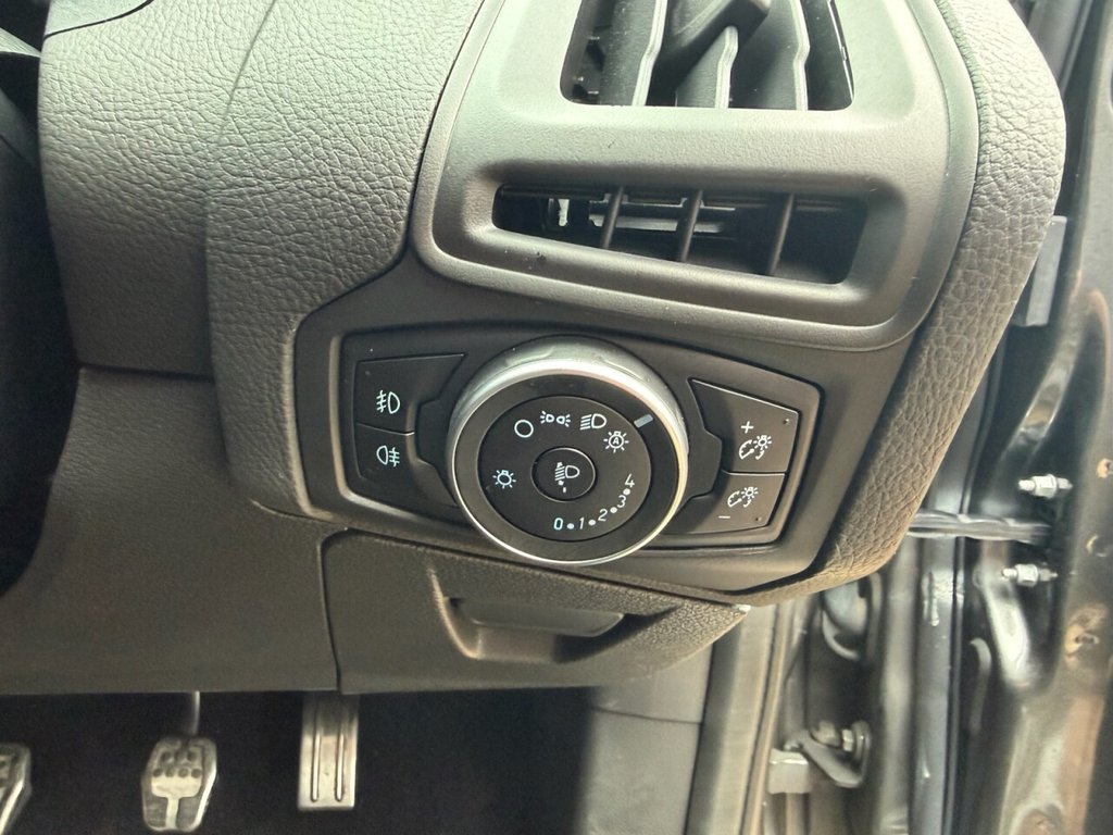 Used Ford Focus 2018 for sale - 77748776: Photo 21