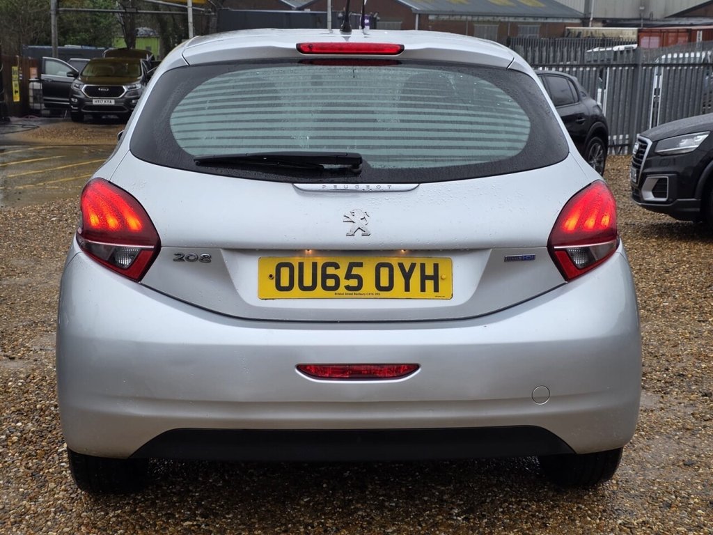 Used Peugeot 208 2015 for sale - 77463930: Photo 10
