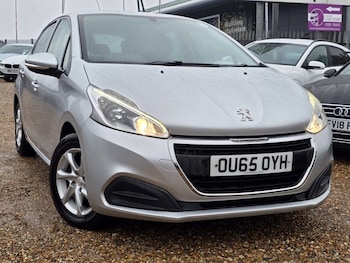 Used Peugeot 208 2015 for sale - 77463930: Photo