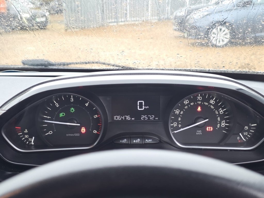 Used Peugeot 208 2015 for sale - 77463930: Photo 21