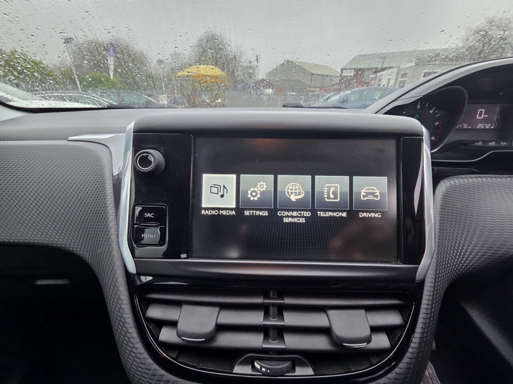 Used Peugeot 208 2015 for sale - 77463930: Photo 22