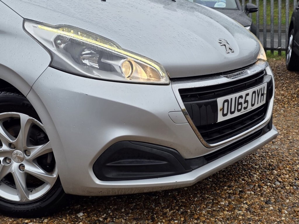 Used Peugeot 208 2015 for sale - 77463930: Photo 4