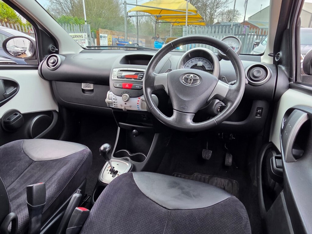 Used Toyota AYGO 2013 for sale - 77547469: Photo 12