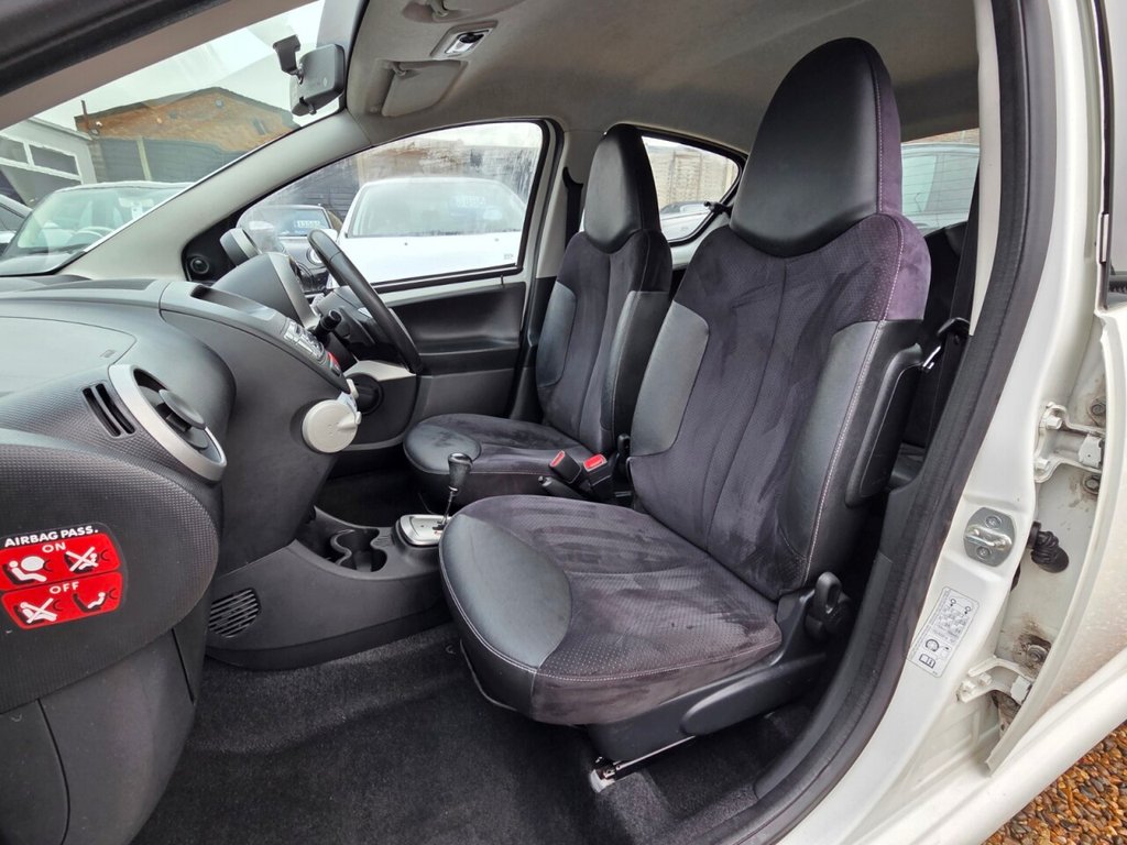 Used Toyota AYGO 2013 for sale - 77547469: Photo 13