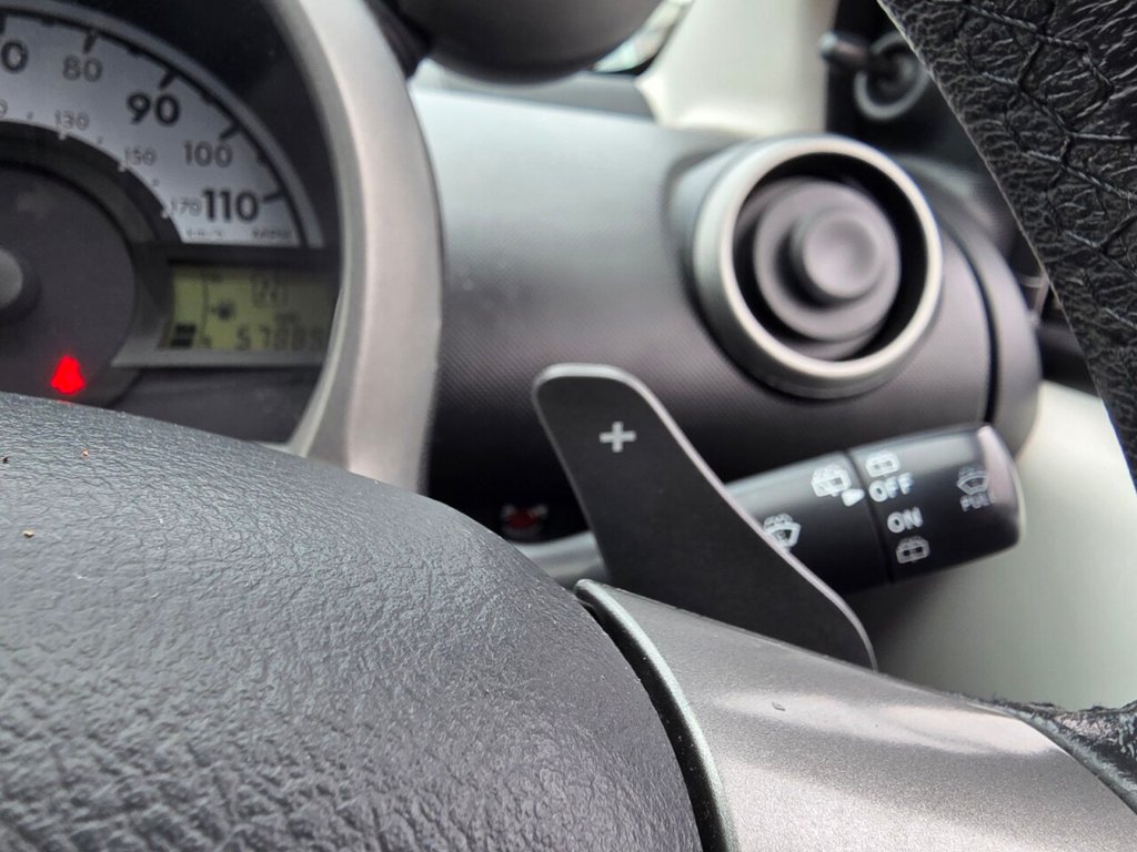 Used Toyota AYGO 2013 for sale - 77547469: Photo 27