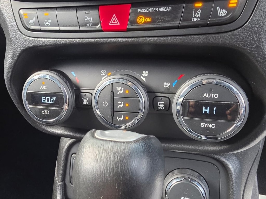 Used Jeep Renegade 2016 for sale - 77227588: Photo 33