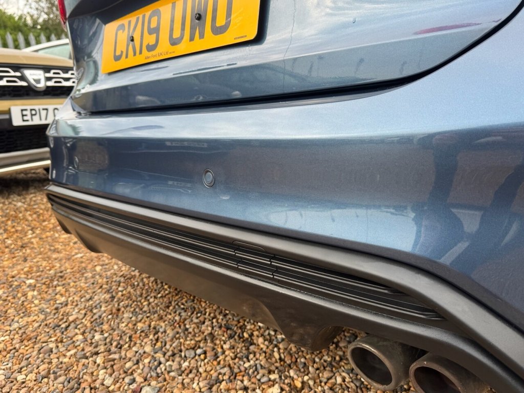 Used Ford Focus 2019 for sale - 76558999: Photo 13