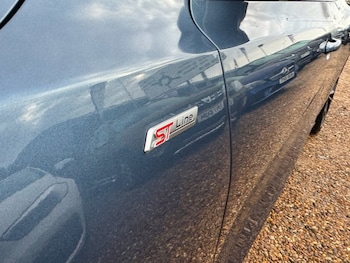 Used Ford Focus 2019 for sale - 76558999: Photo