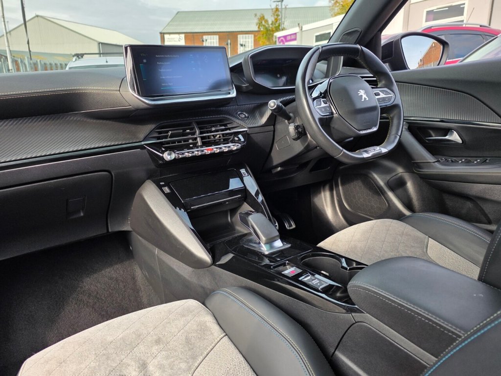 Used Peugeot E-2008 2020 for sale - 76317222: Photo 14