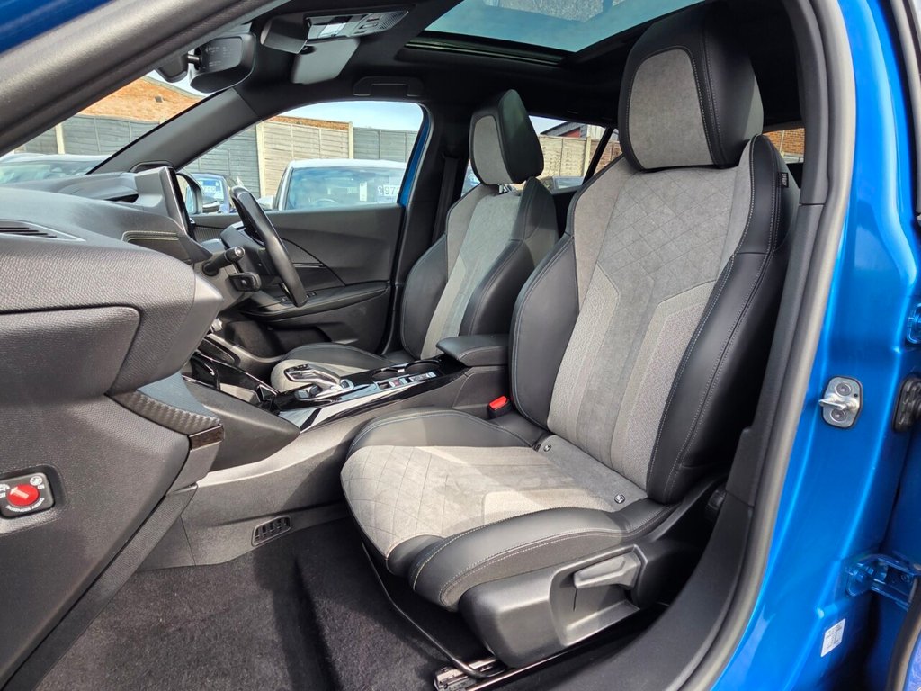 Used Peugeot E-2008 2020 for sale - 76317222: Photo 15