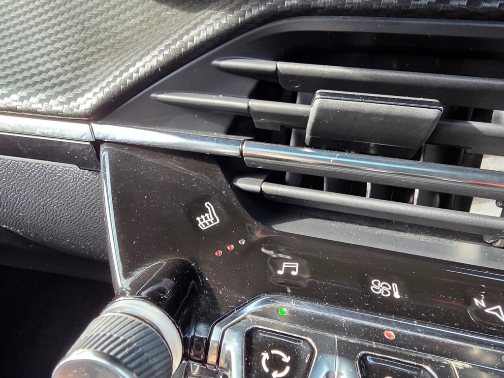 Used Peugeot E-2008 2020 for sale - 76317222: Photo 40