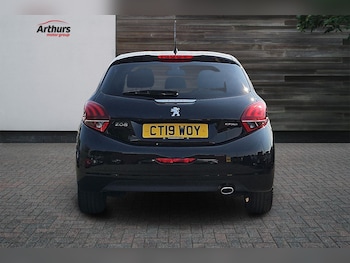 Used Peugeot 208 2019 for sale - 79202918: Photo