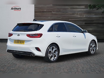 Used Kia Ceed 2018 for sale - 79108530: Photo