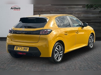 Used Peugeot 208 2023 for sale - 79051070: Photo