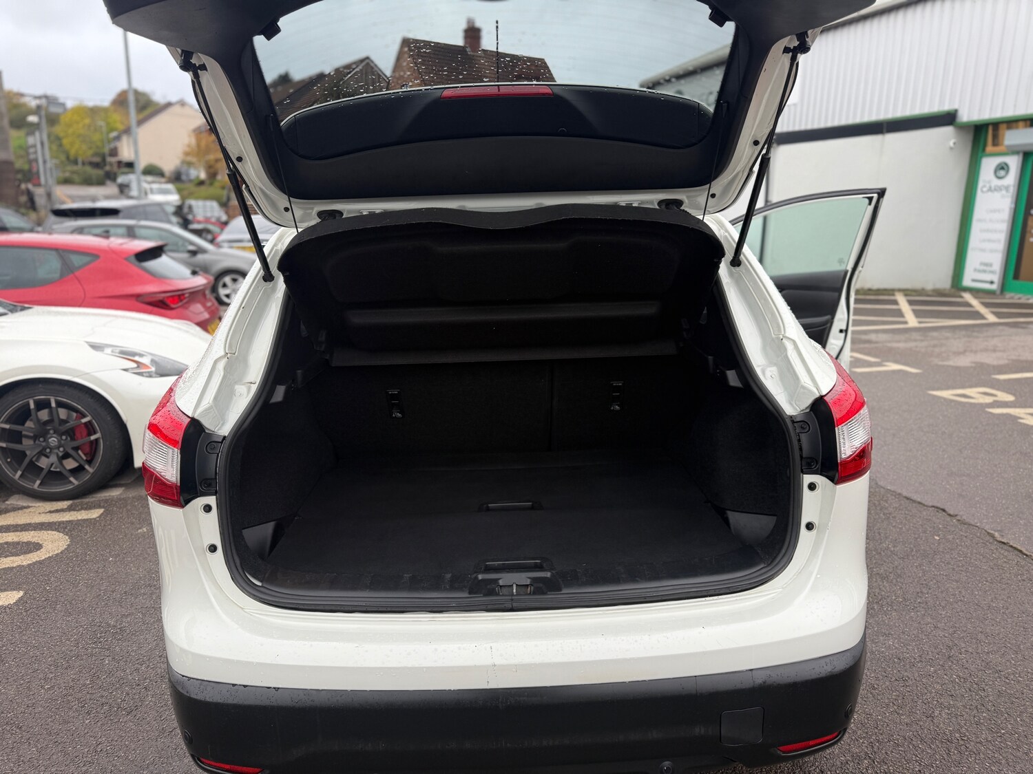 Used Nissan Qashqai 2016 for sale - 75918214: Photo 17