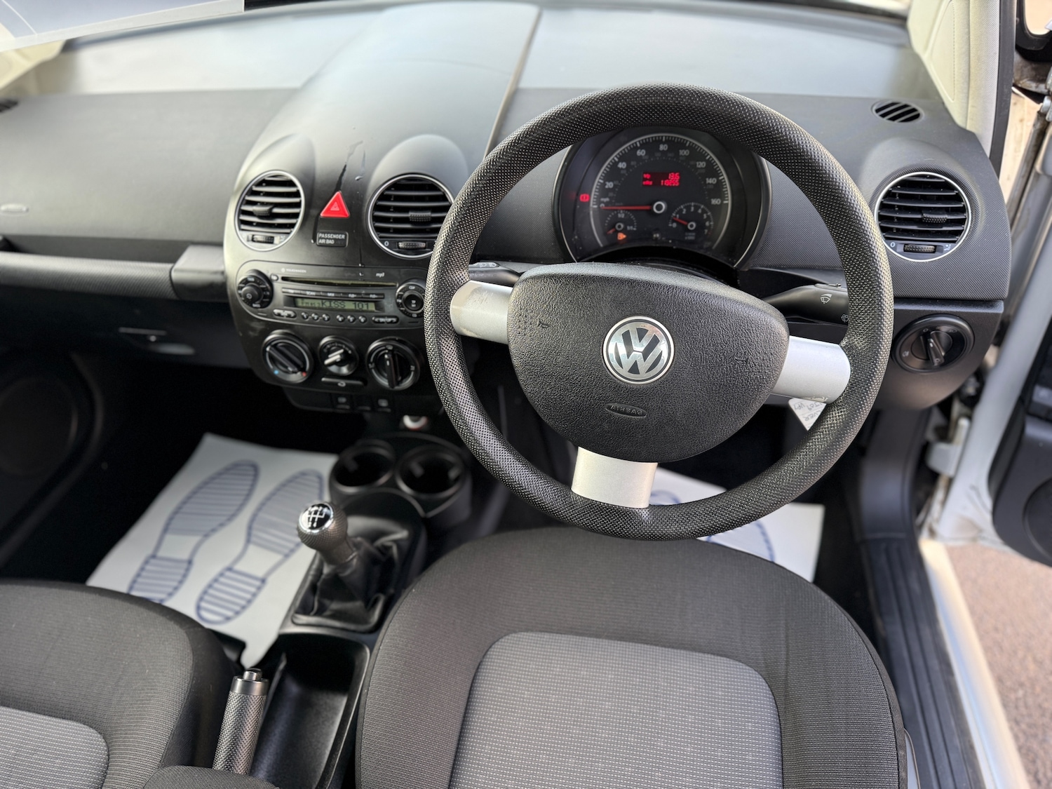 Used Volkswagen Beetle 2009 for sale - 76453635: Photo 8