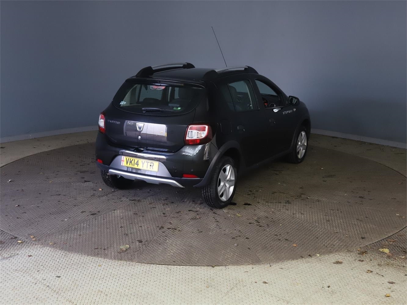 Used Dacia Sandero Stepway 2014 for sale - 76641617: Photo 4