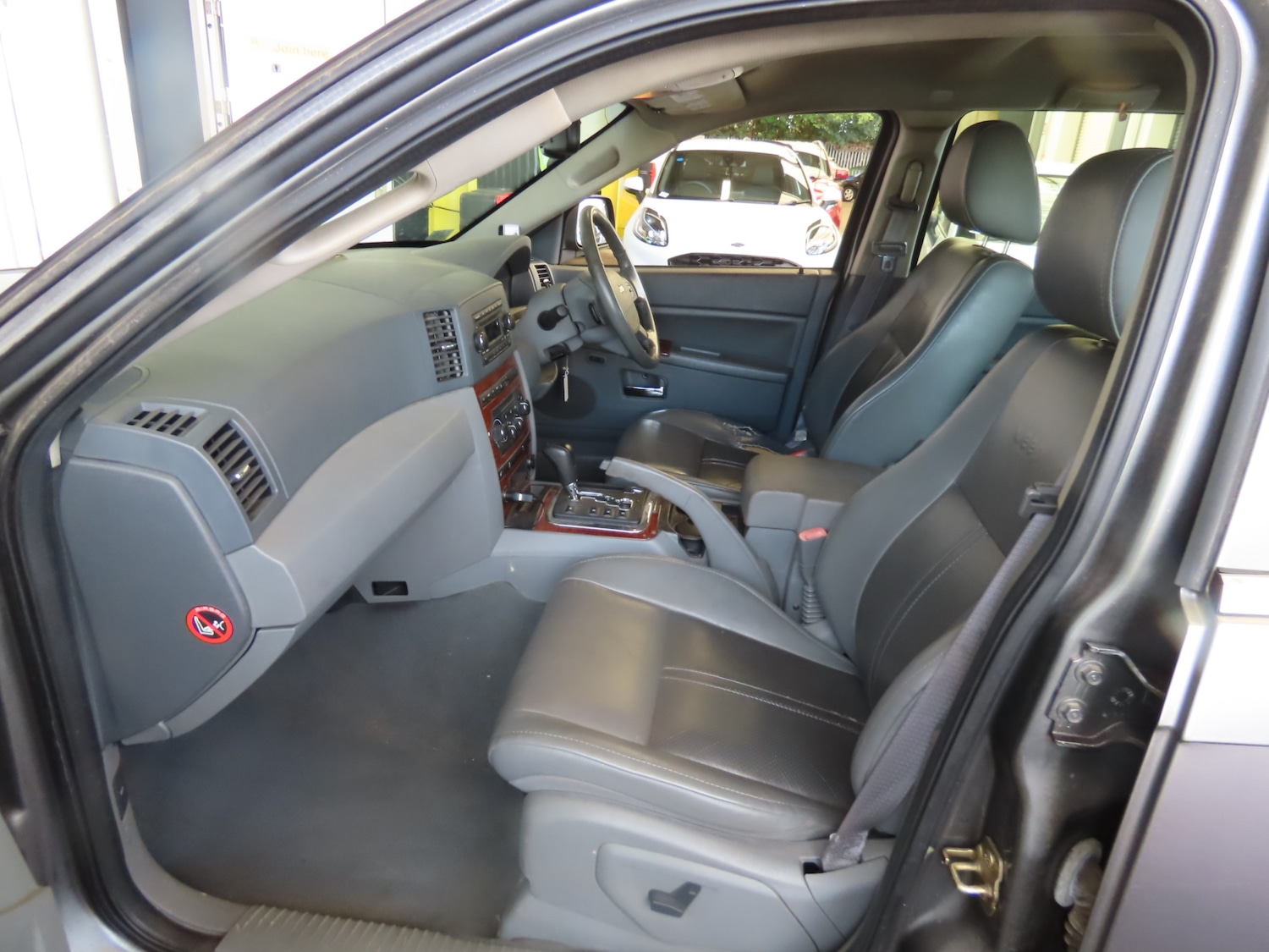 Used Jeep Grand Cherokee 2006 for sale - 76357833: Photo 8
