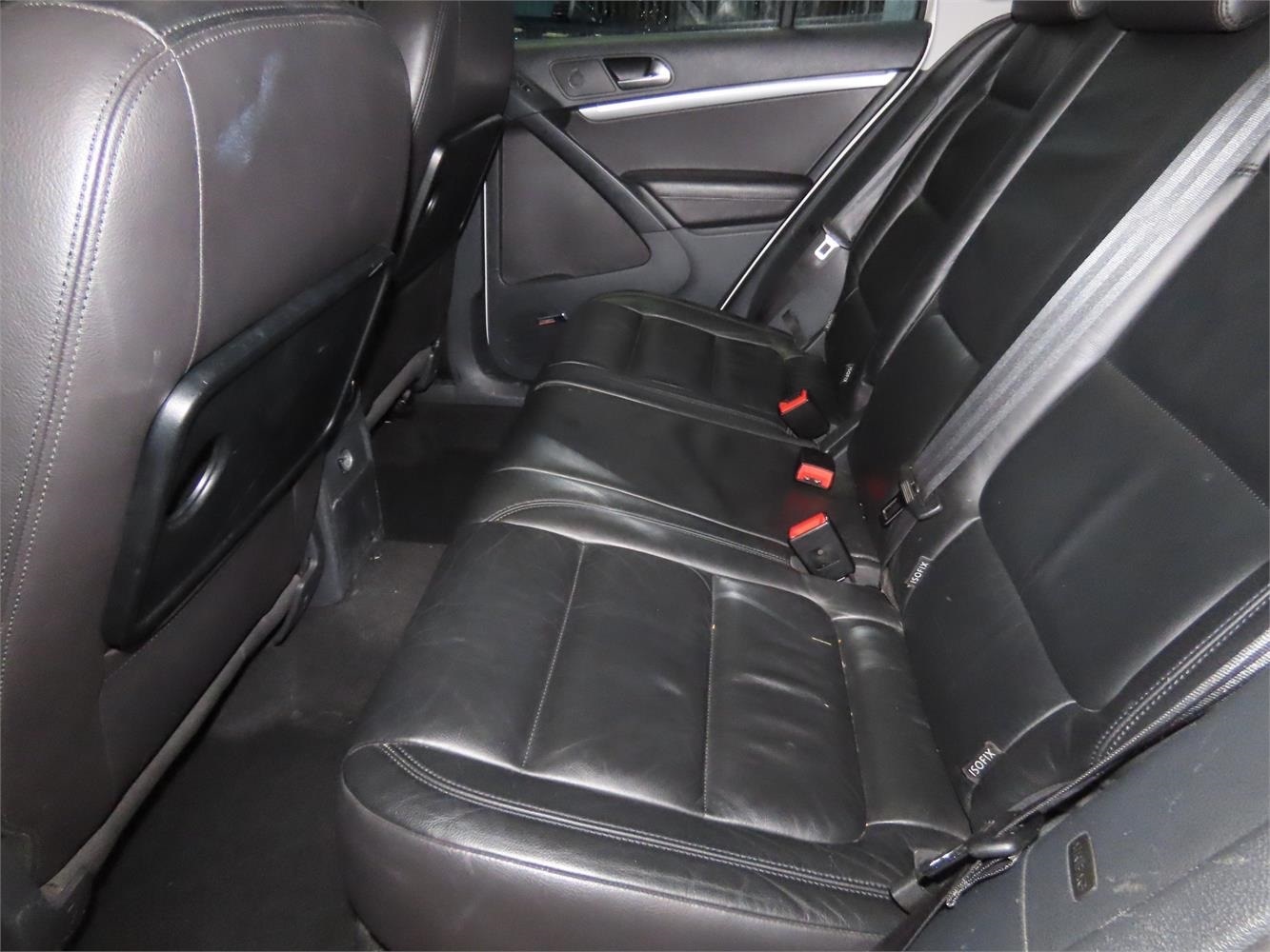 Used Volkswagen Tiguan 2012 for sale - 76641623: Photo 8