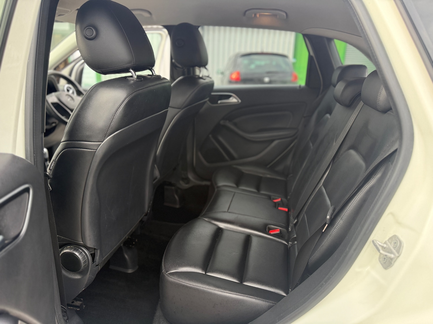 Used Mercedes-Benz B Class 2012 for sale - 75918253: Photo 15