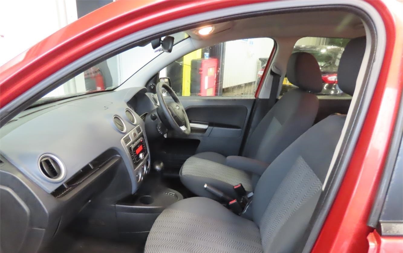 Used Ford Fusion 2009 for sale - 76569270: Photo 2