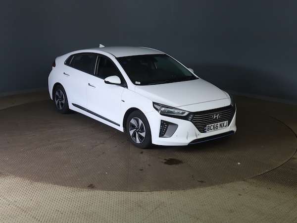 Used Hyundai IONIQ 2017 for sale - 76149171: Photo 1