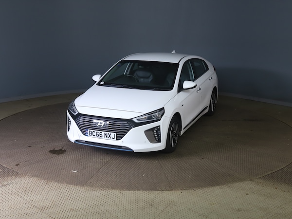 Used Hyundai IONIQ 2017 for sale - 76149171: Photo 3